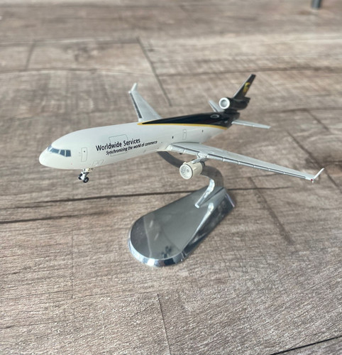 Ups gemini jet mcdonnell - jet,